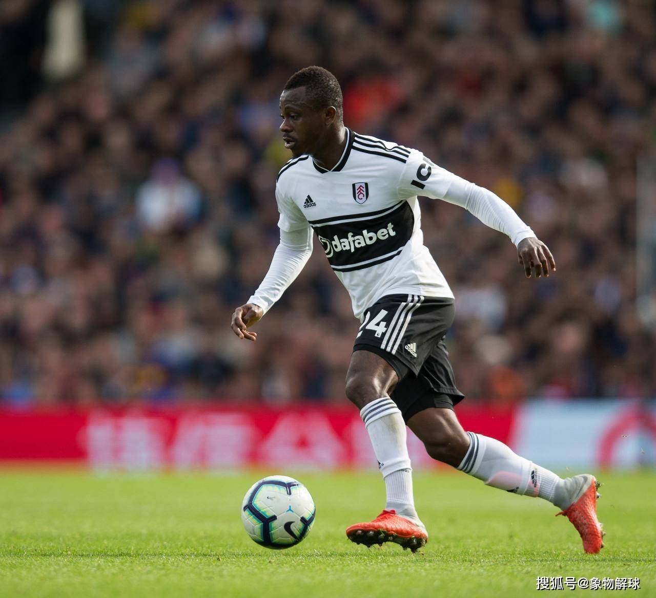 清晨纽卡斯尔备战足总杯，强势反弹细节曝光，赛场秩序良好，球队文化再被提及的简单介绍